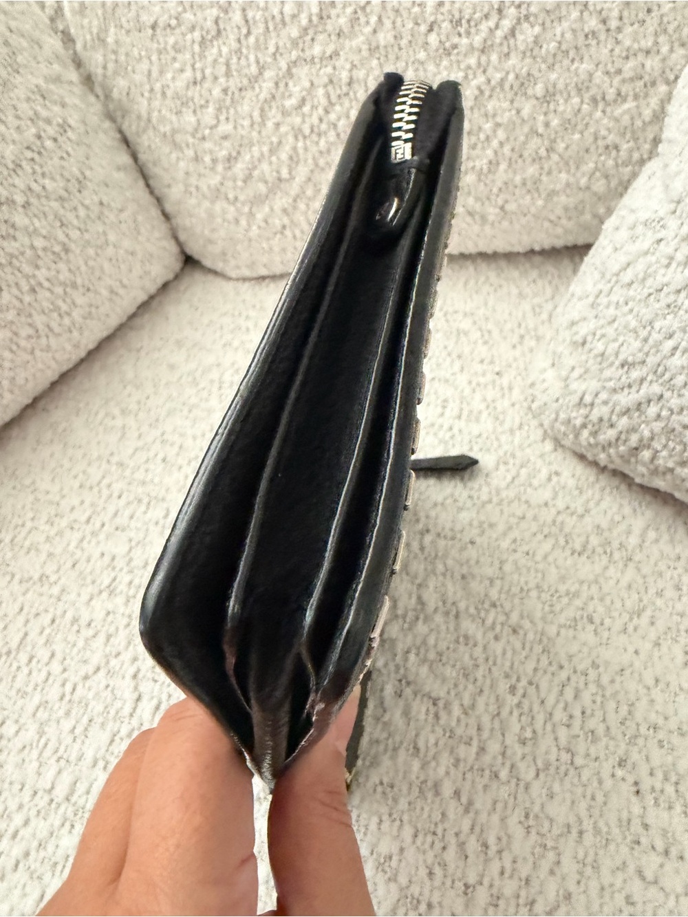 Fendi Selleria Black Leather Wristlet Clutch with Contrast Stitch - Picture 6 of 11